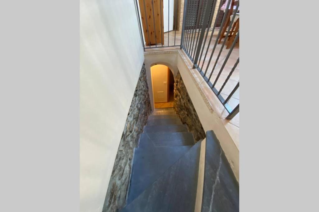 Alloggio Per Vacanze A Isolabona Экстерьер фото
