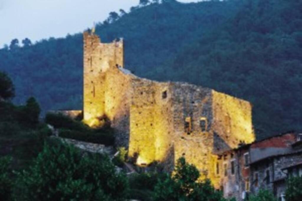 Alloggio Per Vacanze A Isolabona Экстерьер фото